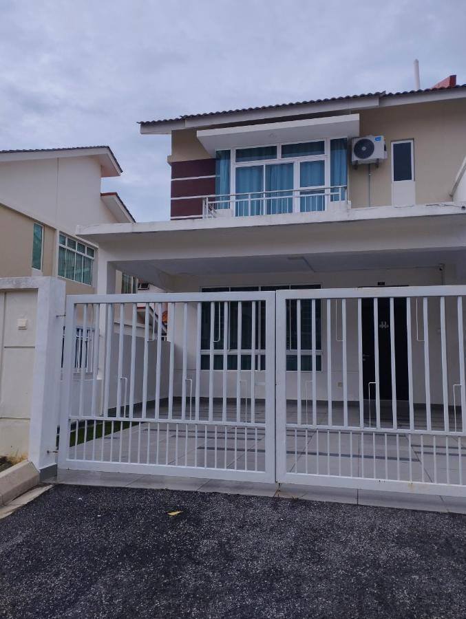 Desaru Coast Waterpark And Beach Exterior photo